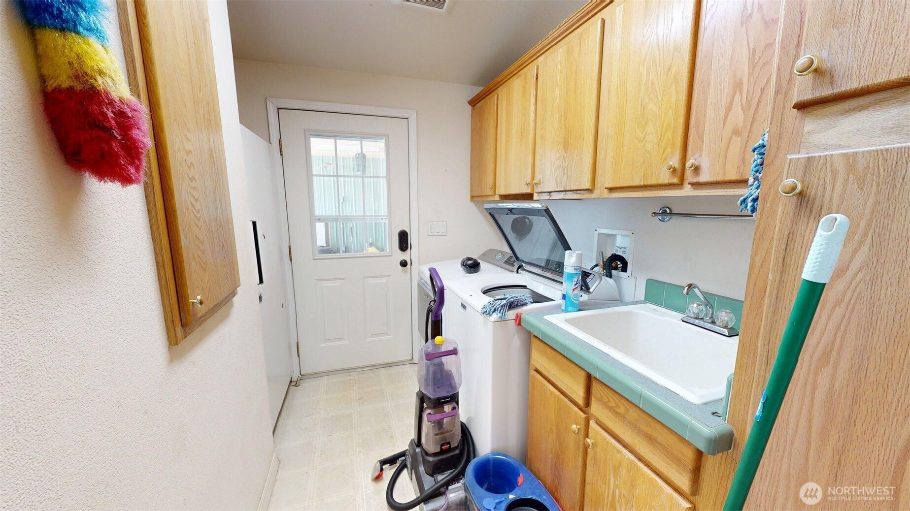 142 Fletcher Road Oroville, WA 98844 - Photo 14 of 26 a utility room with dryer and washer