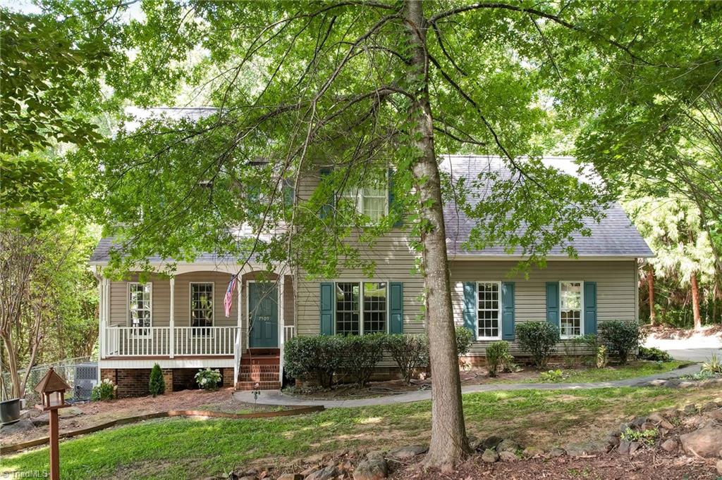 7509 Keating Drive Oak Ridge, NC 27310 - Photo 2 of 38
