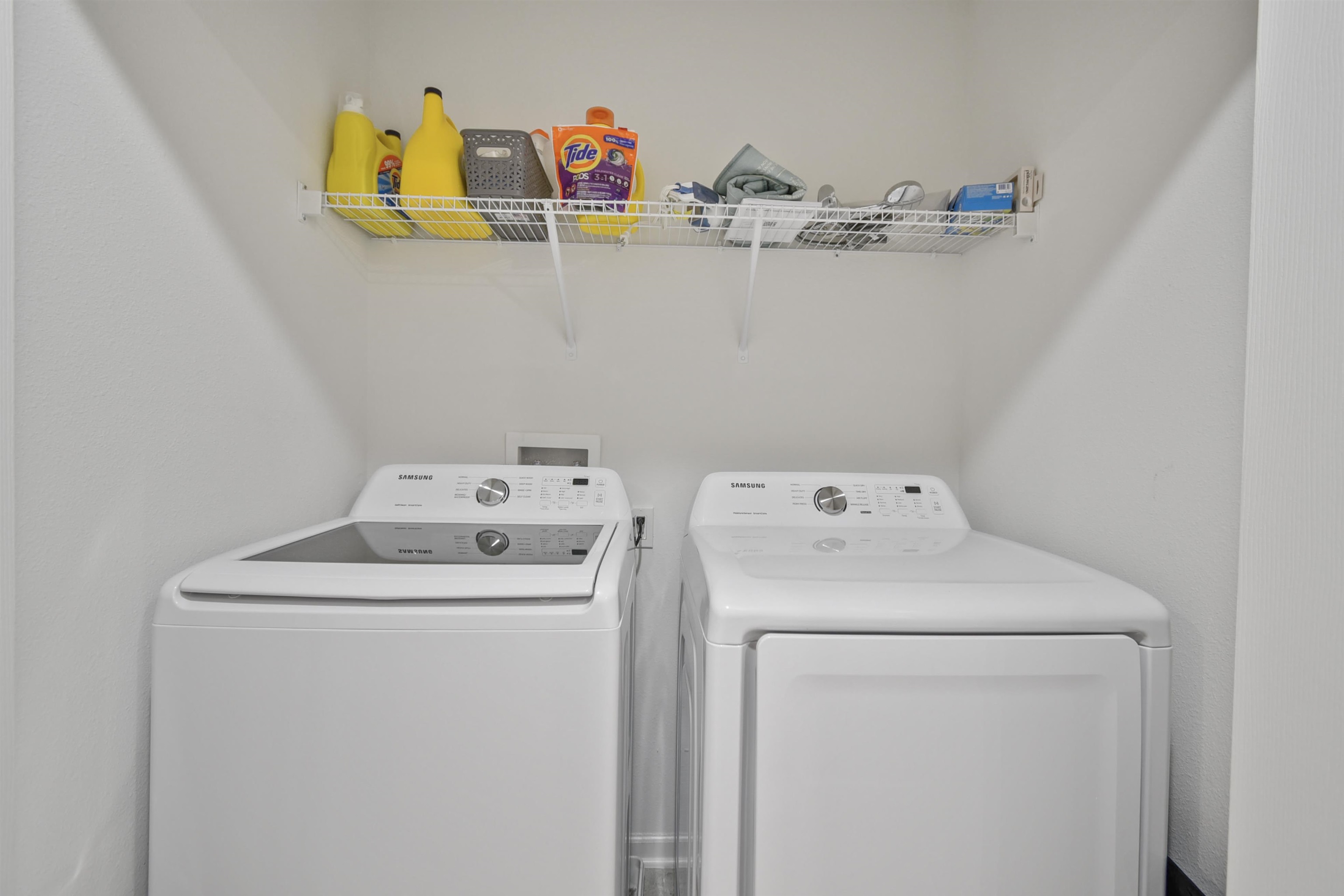 105 Ridge Lake Road St. Augustine, FL 32086 - Photo 28 of 34 a utility room with dryer and washer