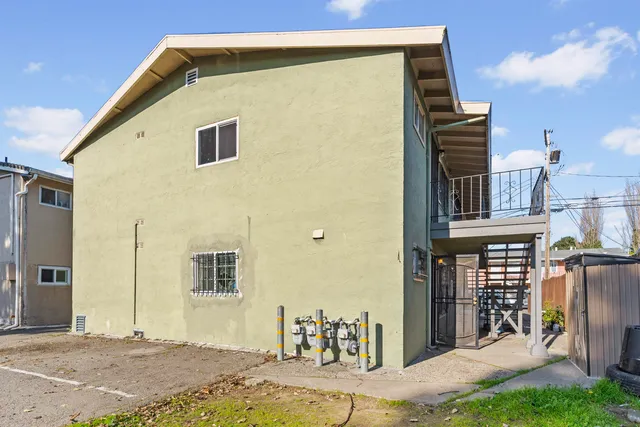 $849,999 | 128 Catron Drive, Oakland, CA 94603