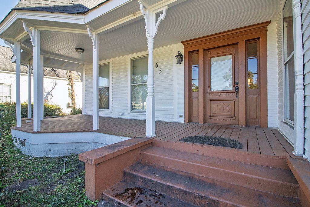 65 West Calhoun Street Wadley, GA 30477 - Photo 3 of 25 a house view with a outdoor space