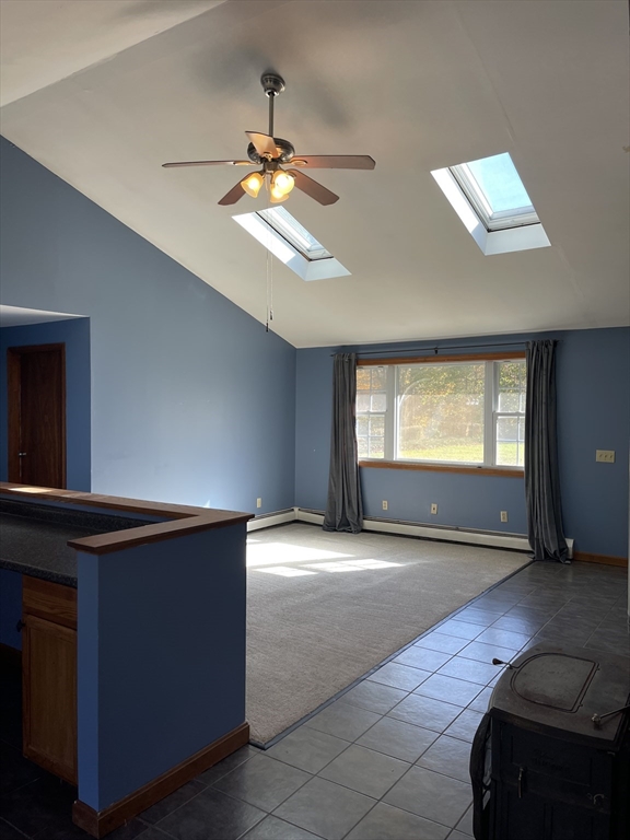 14 Glendale Road Tiverton, RI 02878 - Photo 5 of 36 Gallery Image 5