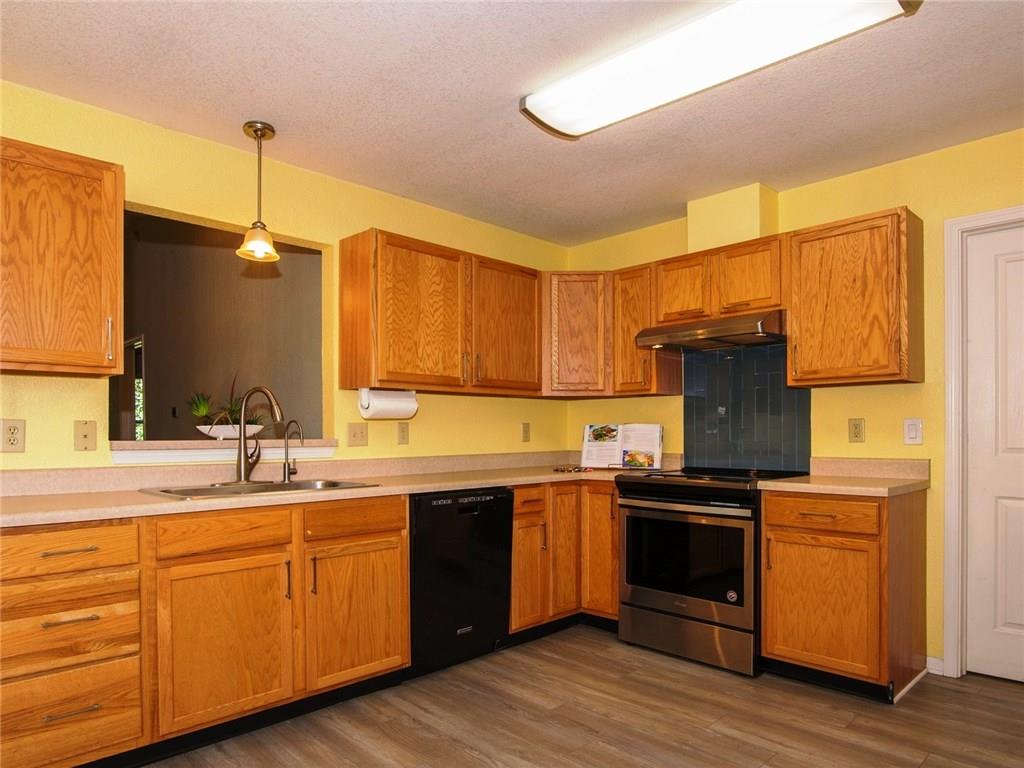 10835 Roundtree Road Fishers, IN 46037 - Photo 5 of 25 Gallery Image 5