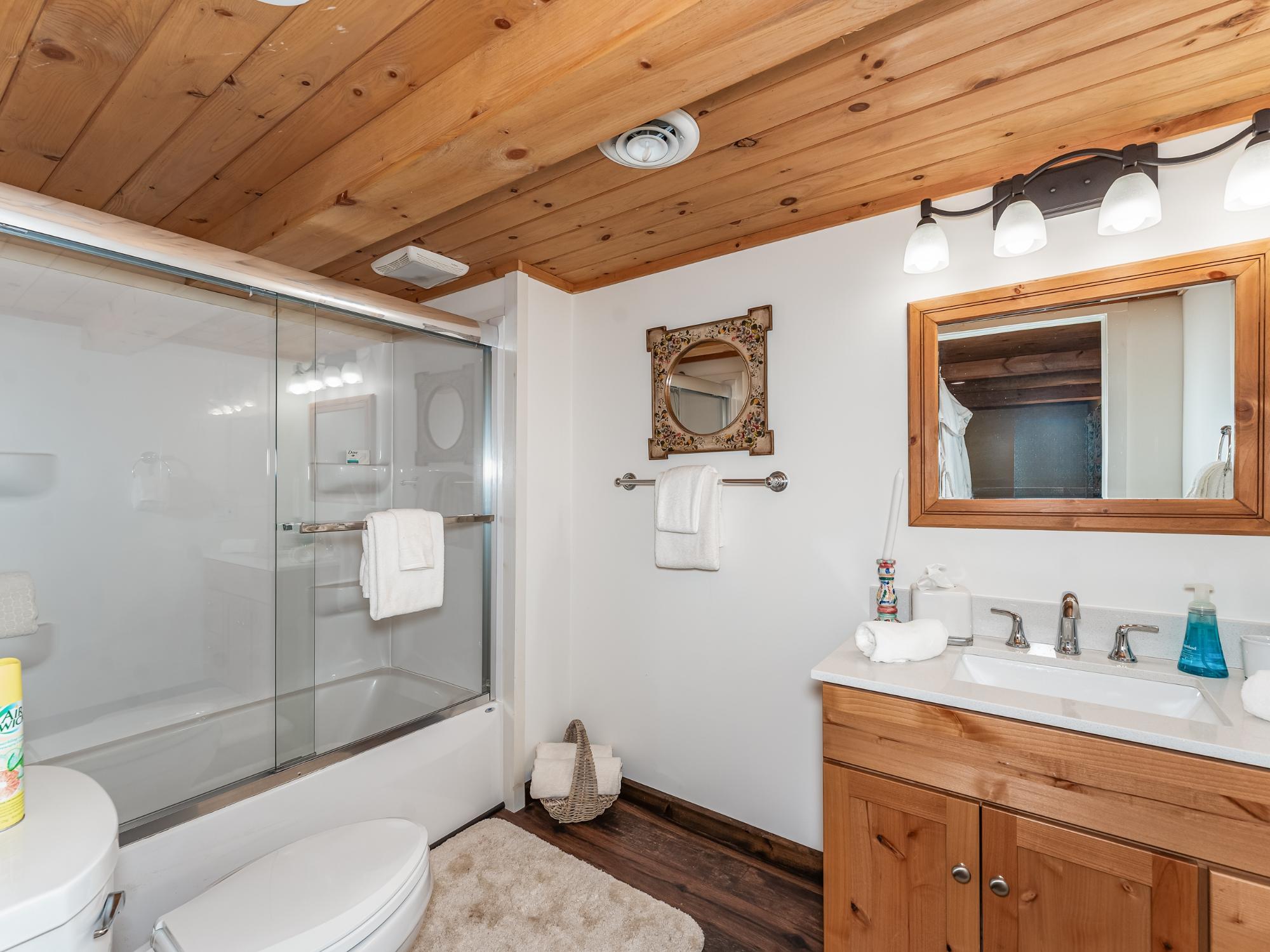 8106-1 Camp Road Eagle River, WI 54521 - Photo 13 of 19 Gallery Image 13