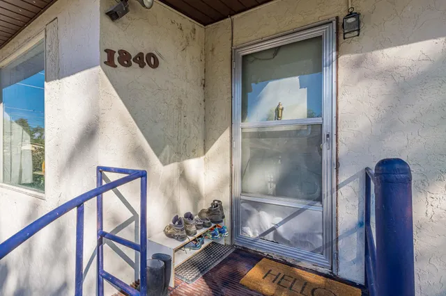 a view of living room