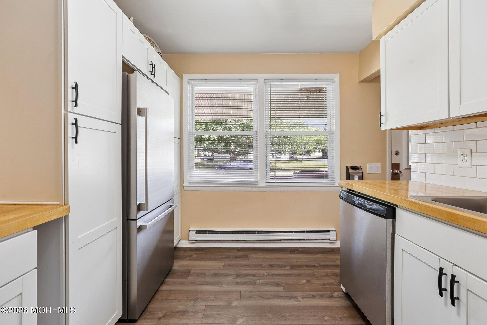 47 Hartford Road Whiting, NJ 08759 - Photo 10 of 27 019