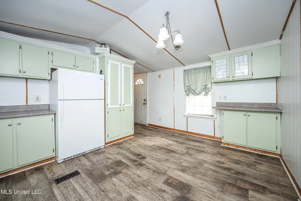 $112,000 | 14208 Lily Orchard Road, Moss Point, MS 39562