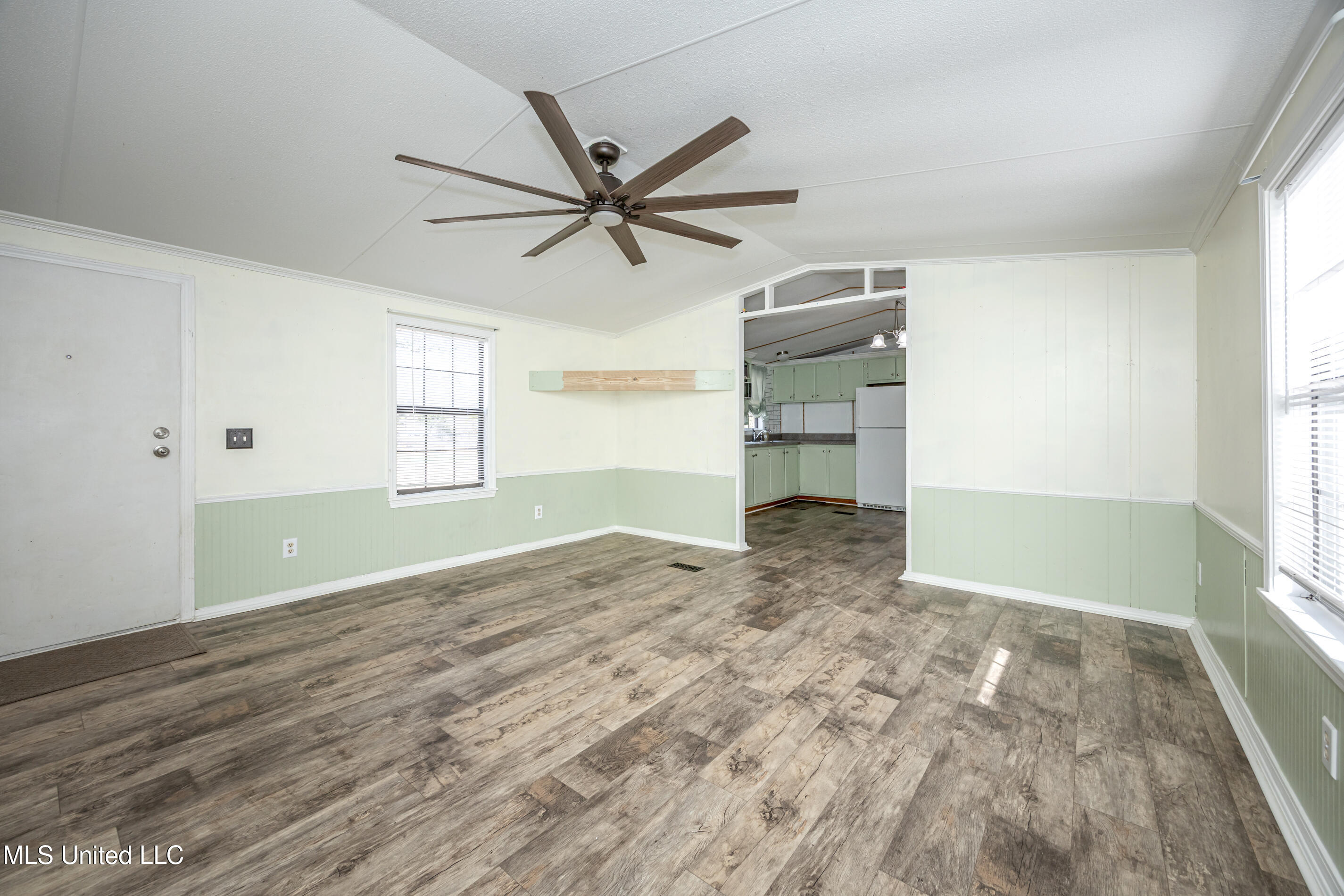 14208 Lily Orchard Road Moss Point, MS 39562 - Photo 7 of 67 IMG_7381