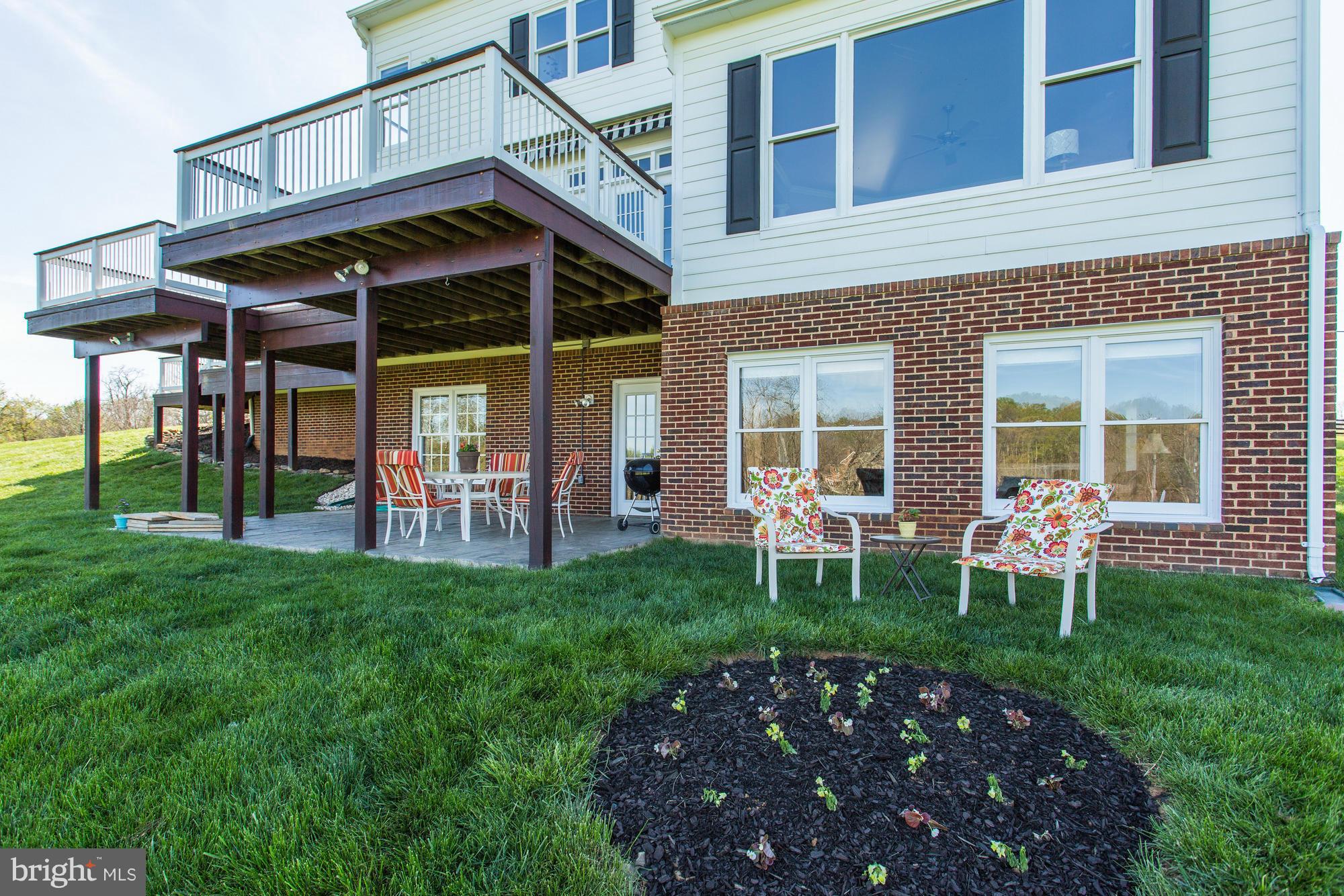 19288 Dunlop Mill Road Leesburg, VA 20175 - Photo 11 of 30 Exterior (Rear)