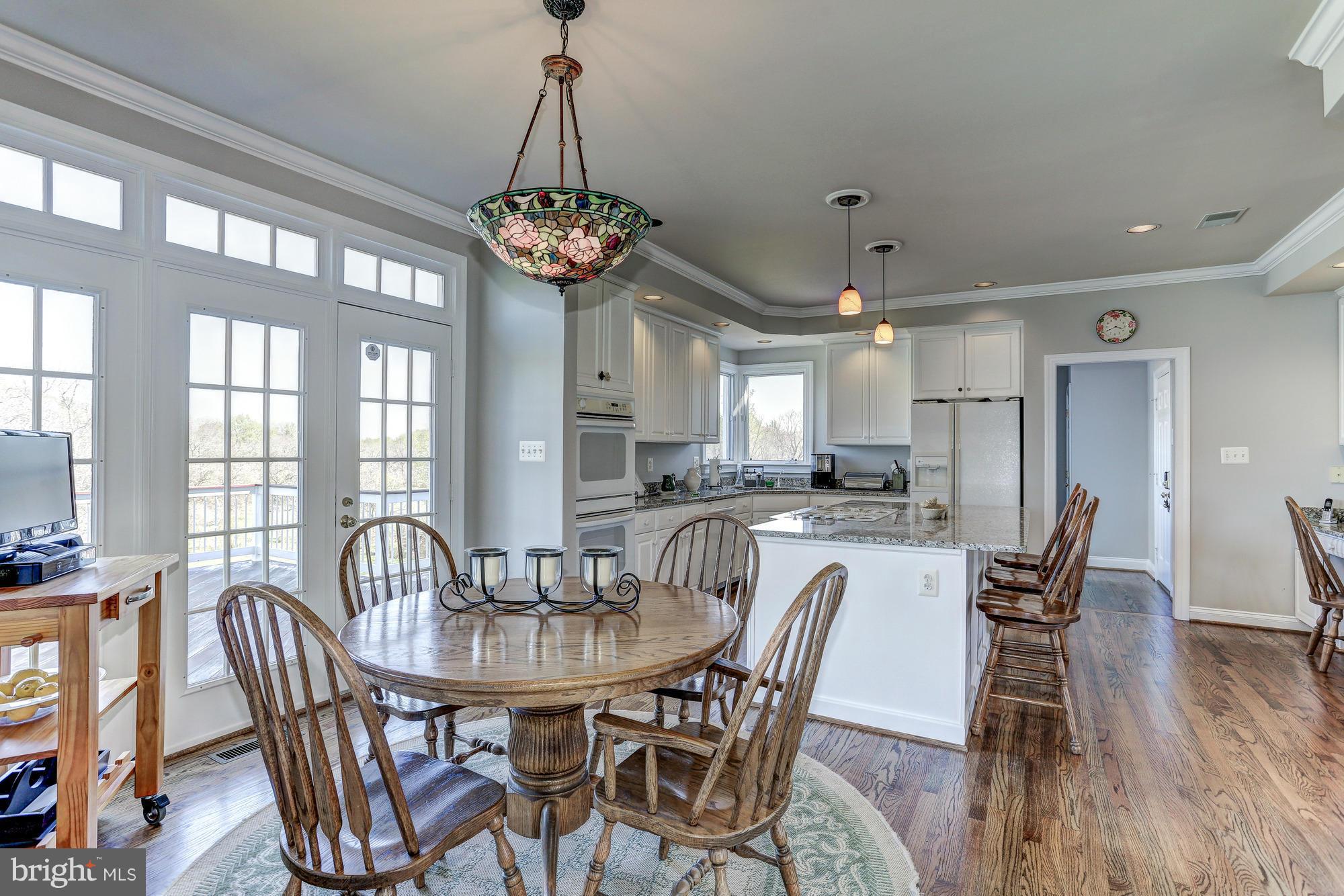 19288 Dunlop Mill Road Leesburg, VA 20175 - Photo 16 of 30 Kitchen