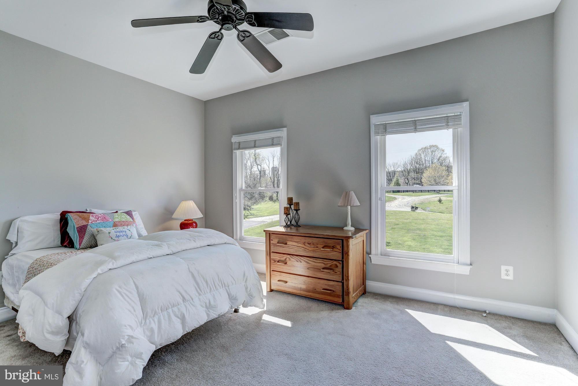 19288 Dunlop Mill Road Leesburg, VA 20175 - Photo 26 of 30 Bedroom