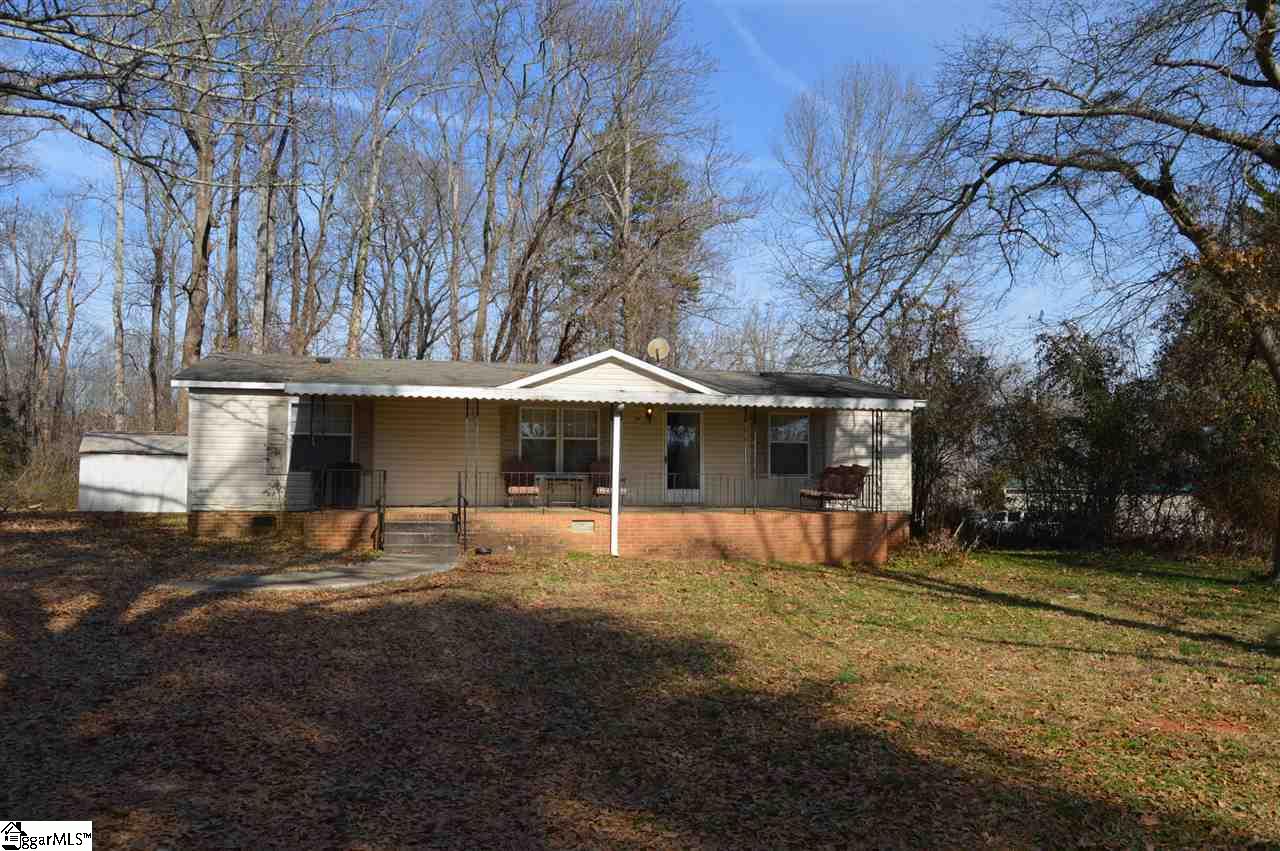 159 Campbell Lake Road Greer, SC 29651 - Photo 2 of 24 Gallery Image 2