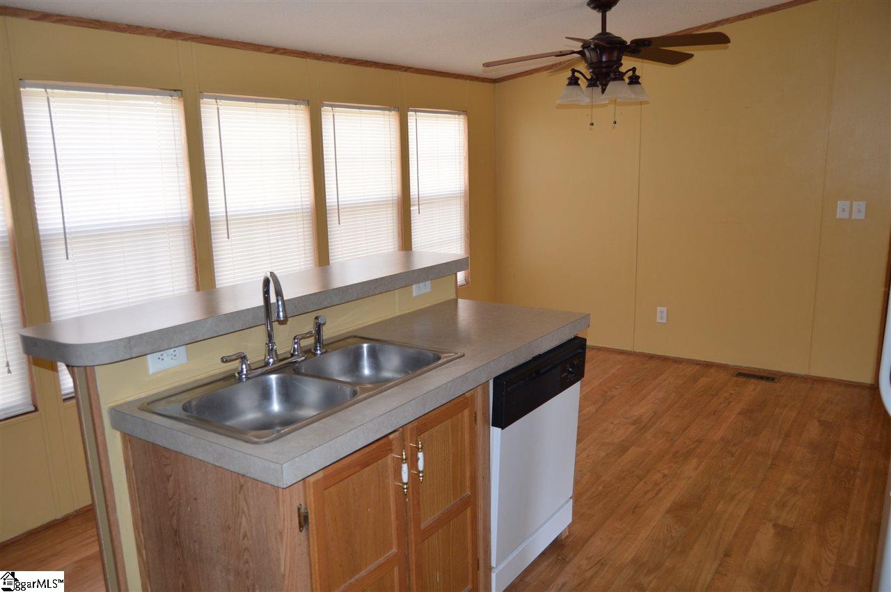 159 Campbell Lake Road Greer, SC 29651 - Photo 11 of 24 Gallery Image 11