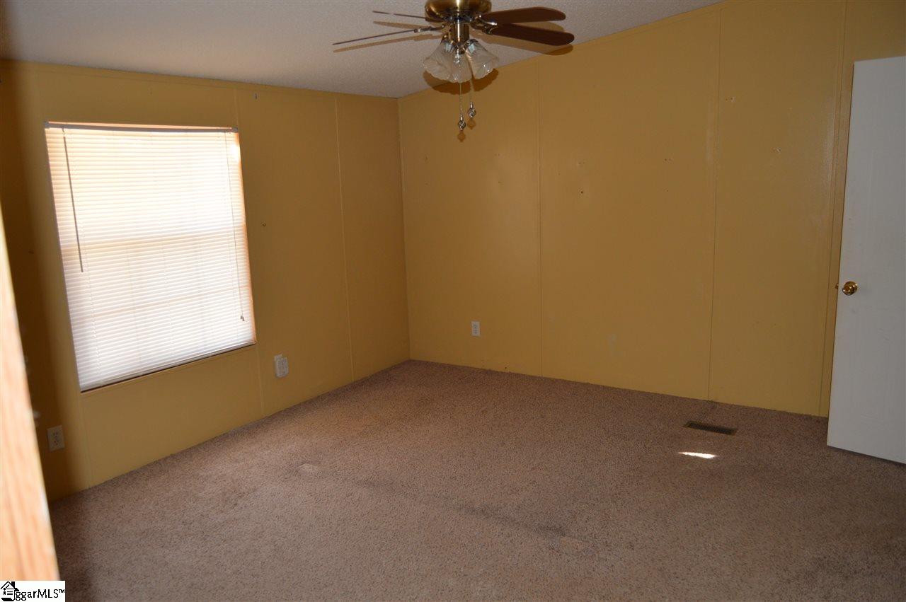 159 Campbell Lake Road Greer, SC 29651 - Photo 12 of 24 Gallery Image 12