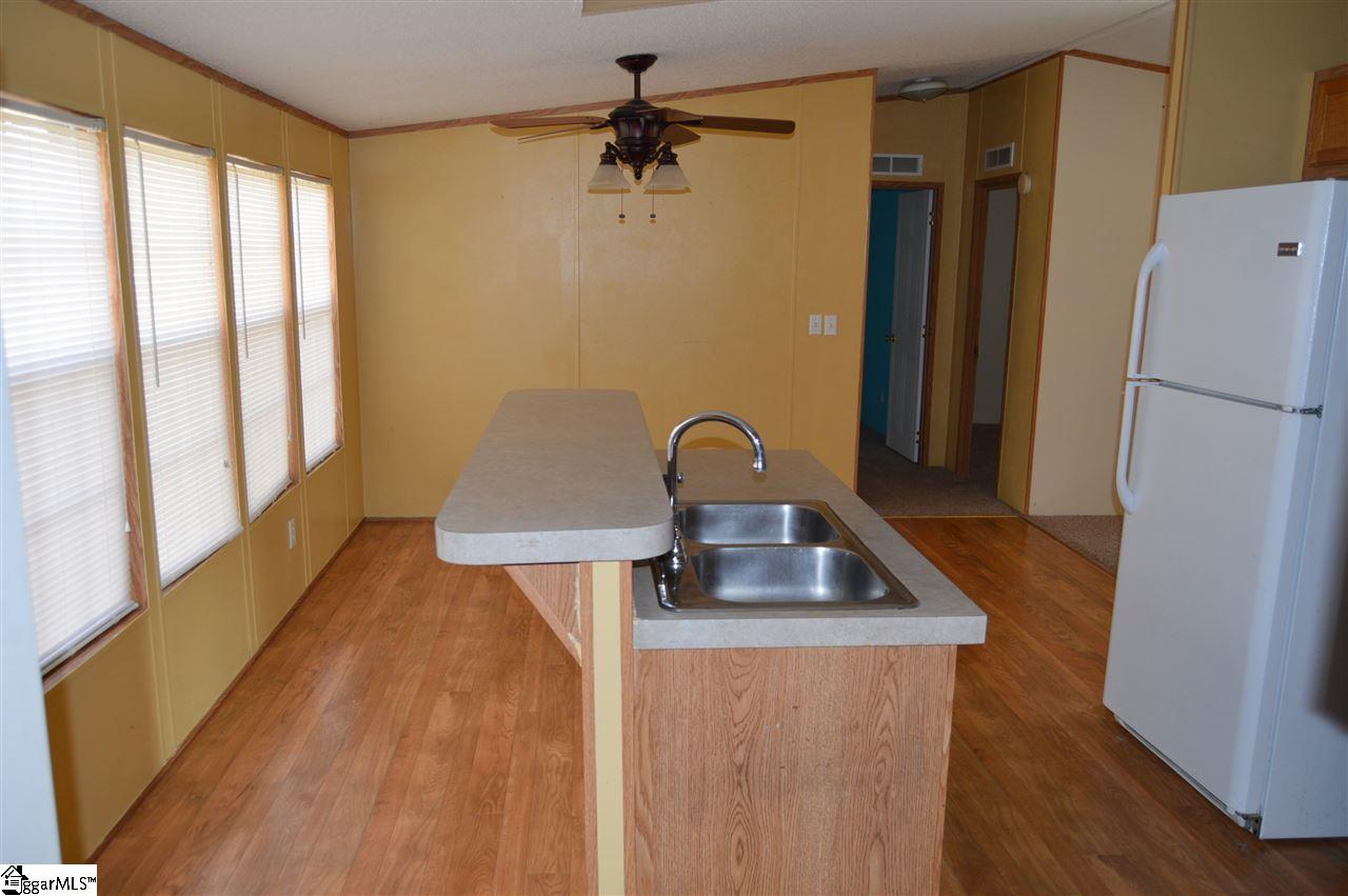 159 Campbell Lake Road Greer, SC 29651 - Photo 10 of 24 Gallery Image 10