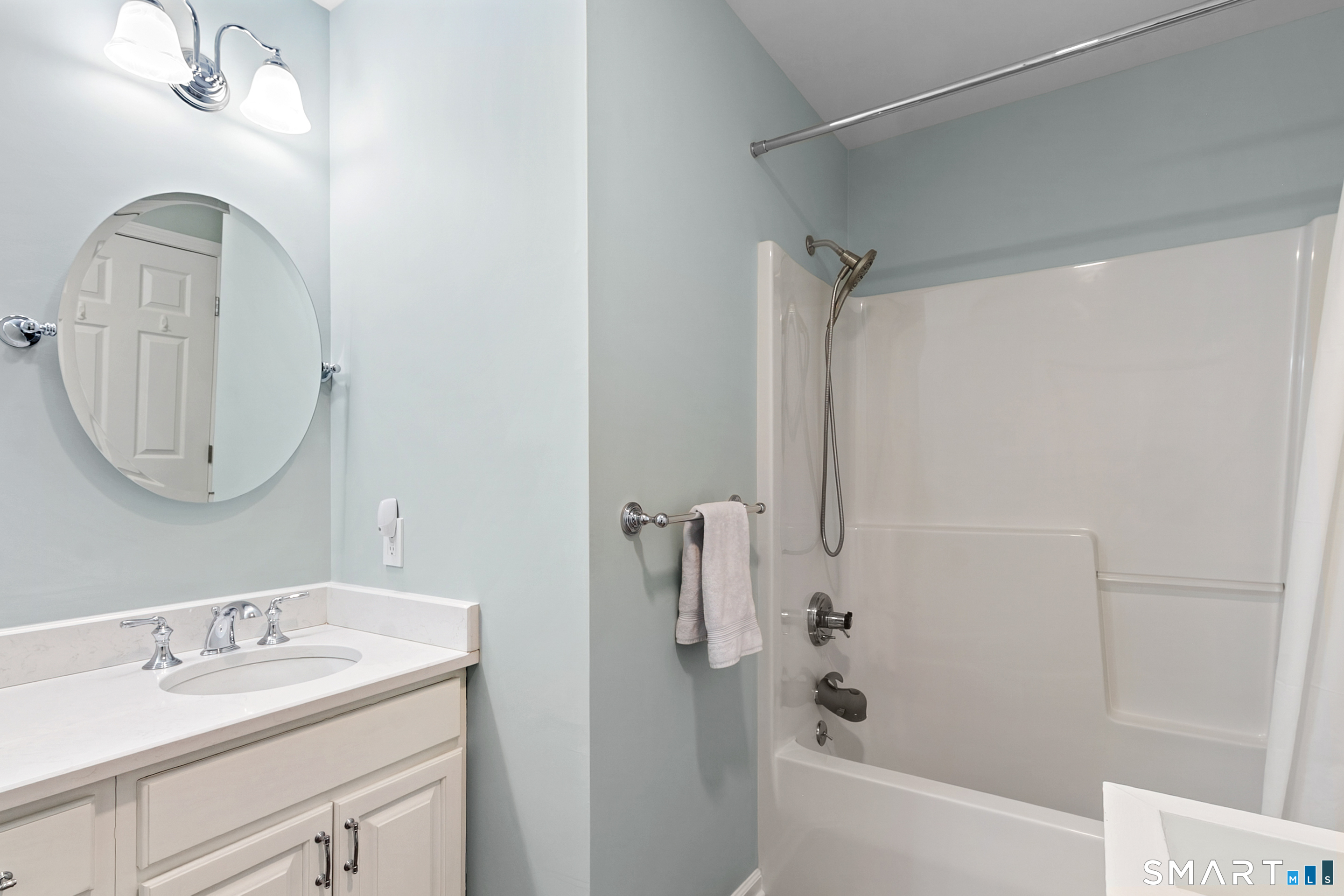 45 Beardsley Road New Milford, CT 06776 - Photo 29 of 40 Hall bathroom with double sinks and tub/shower combo