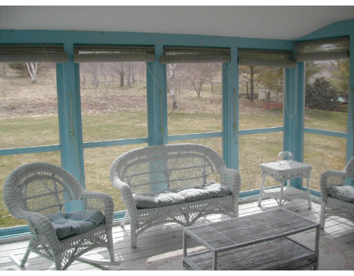 147 French Farm Road North Andover, MA 01845 - Photo 6 of 17 Gallery Image 6