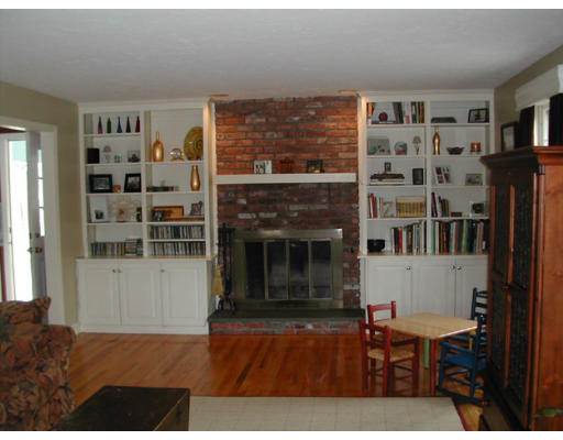 147 French Farm Road North Andover, MA 01845 - Photo 9 of 17 Gallery Image 9