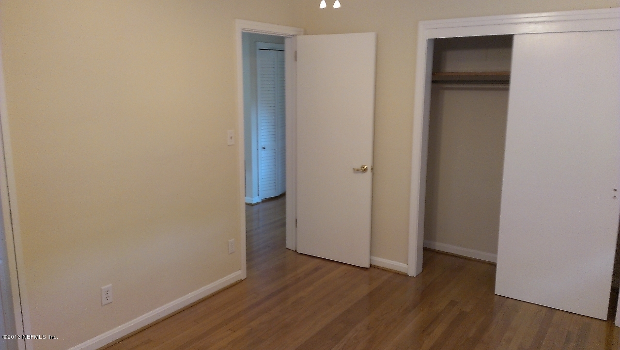 6914 Holiday Road North Jacksonville, FL 32216 - Photo 12 of 23 IMAG0051