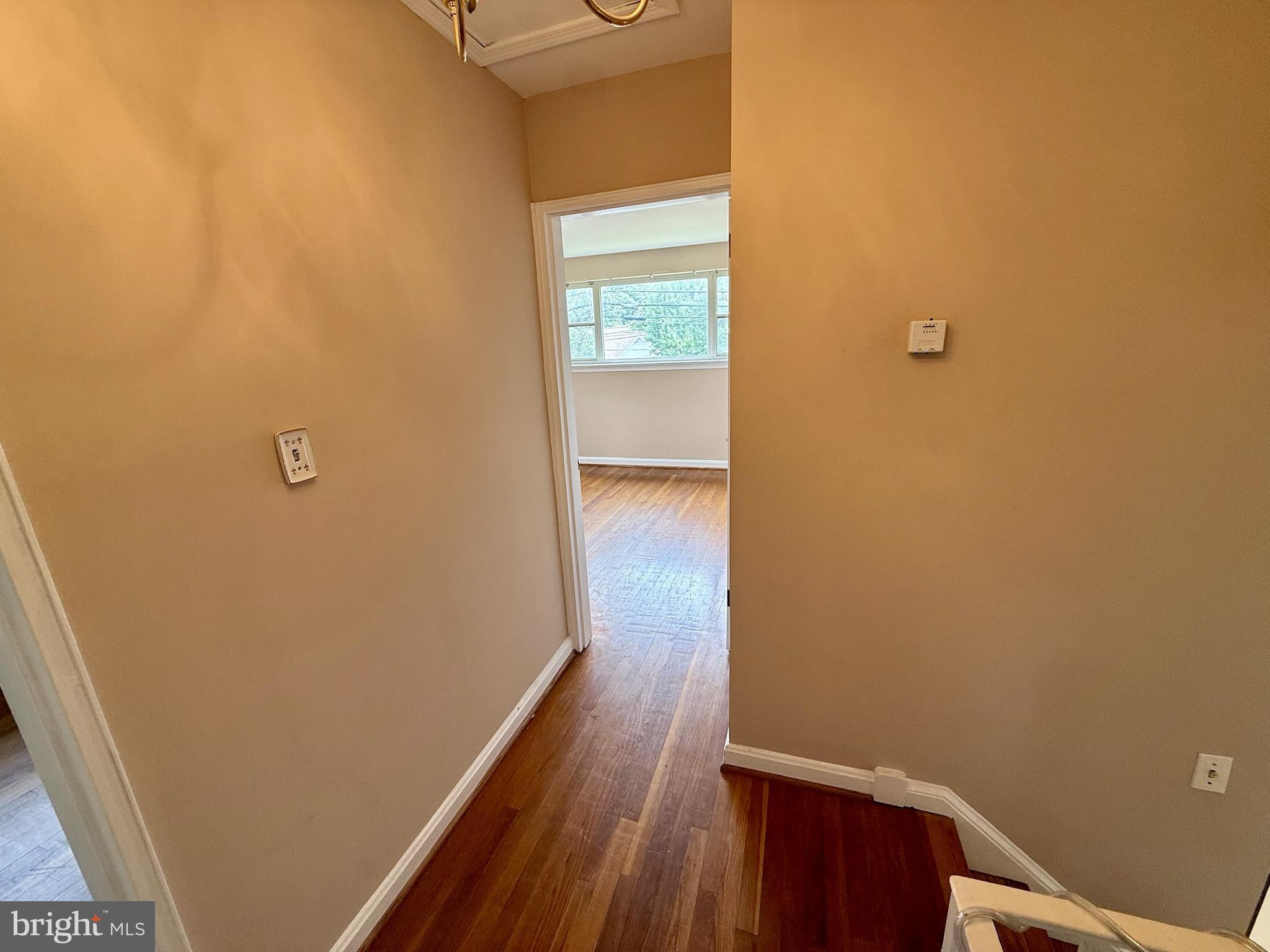 7104 Adelphi Road Hyattsville, MD 20782 - Photo 11 of 35