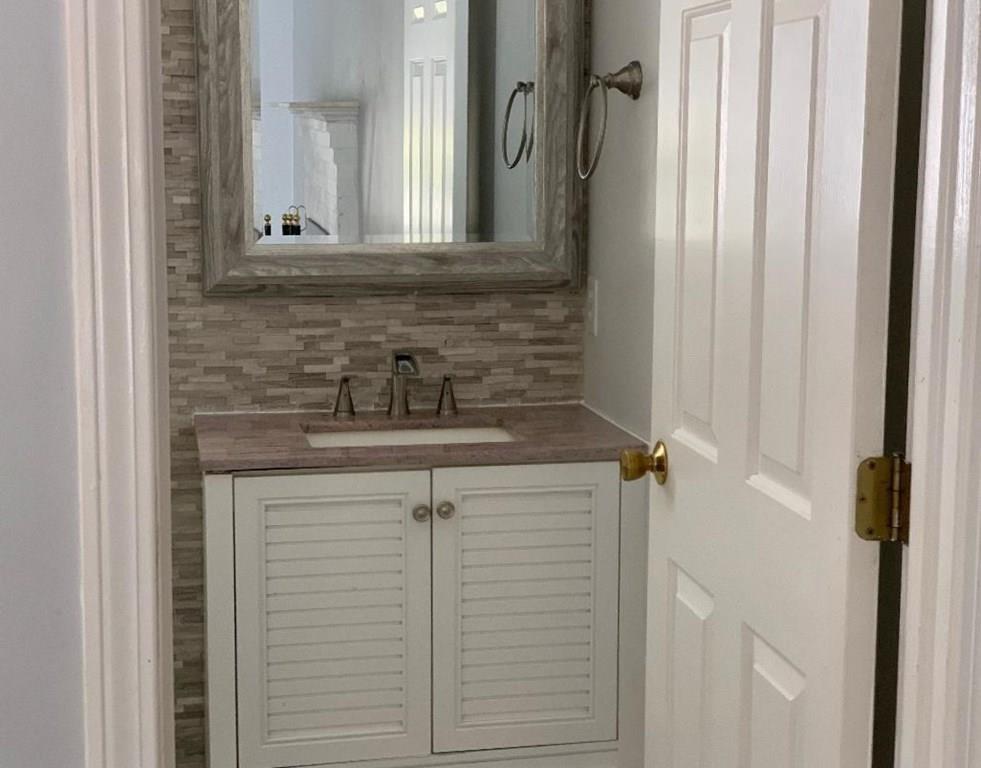 563 Chapman Street Canton, MA 02021 - Photo 12 of 28 Gallery Image 12
