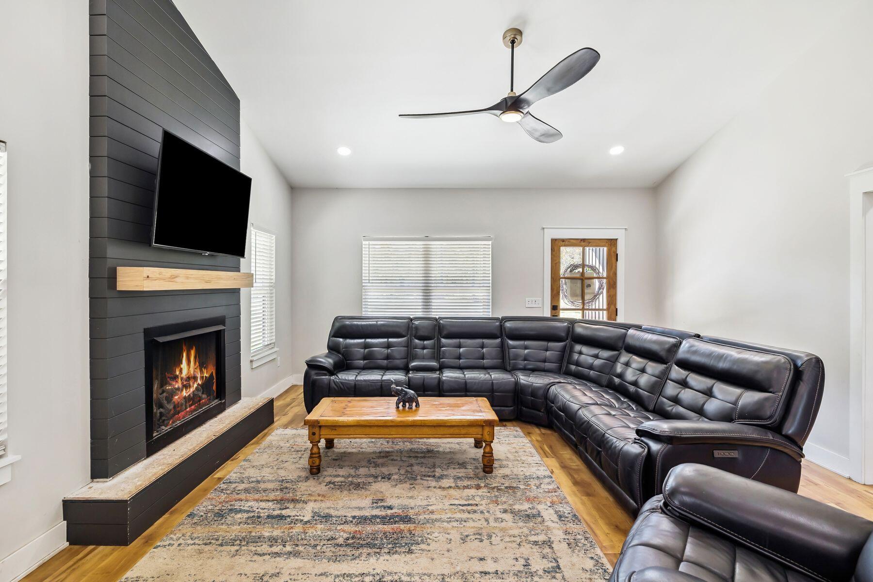 2228 Highway 90 Cottondale, FL 32431 - Photo 8 of 44 photo_online_008