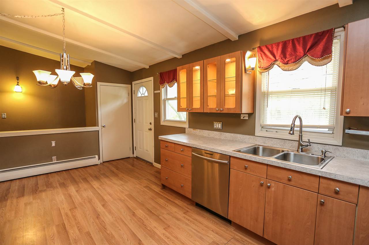42 Old Wellington Road Manchester, NH 03104 - Photo 17 of 33 Gallery Image 17