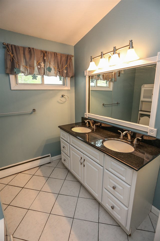 42 Old Wellington Road Manchester, NH 03104 - Photo 18 of 33 Gallery Image 18