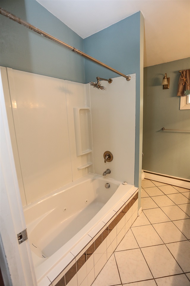 42 Old Wellington Road Manchester, NH 03104 - Photo 19 of 33 Gallery Image 19