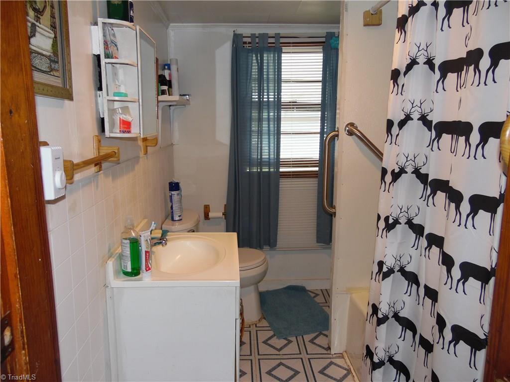 4099 Stephentown Road Blanch, NC 27212 - Photo 10 of 16 Gallery Image 10