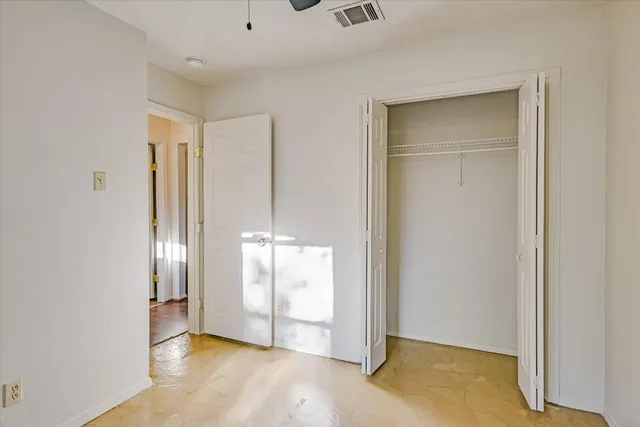 $535,000 | 305 Regatta Court, Lakeway, TX 78734