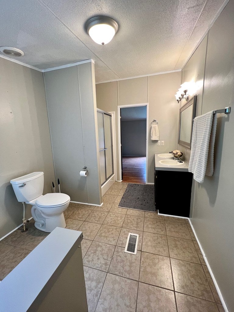 260 Ivy Ridge Road Cleveland, VA 24225 - Photo 14 of 17 Gallery Image 14