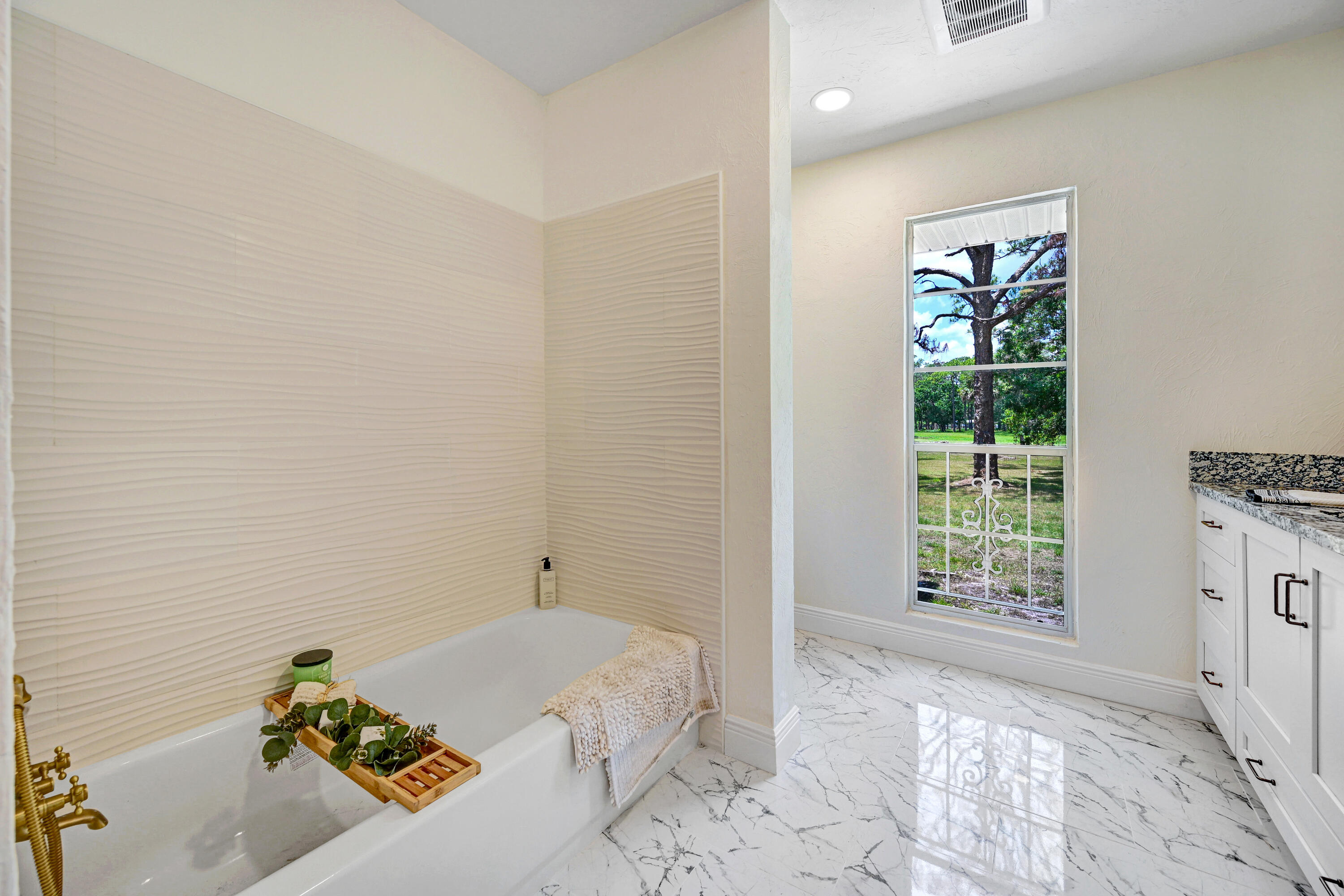 2340 Turtle Mound Road Melbourne, FL 32934 - Photo 15 of 30 a bed room with a bed and a window