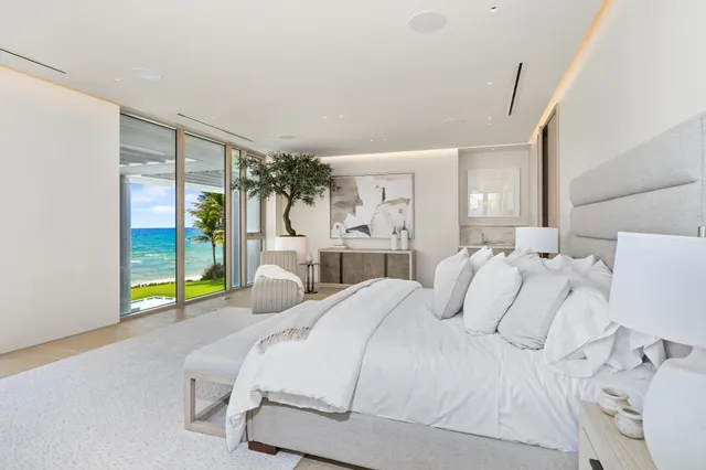 $64,500,000 | 1460 South Ocean Boulevard, Manalapan, FL 33462