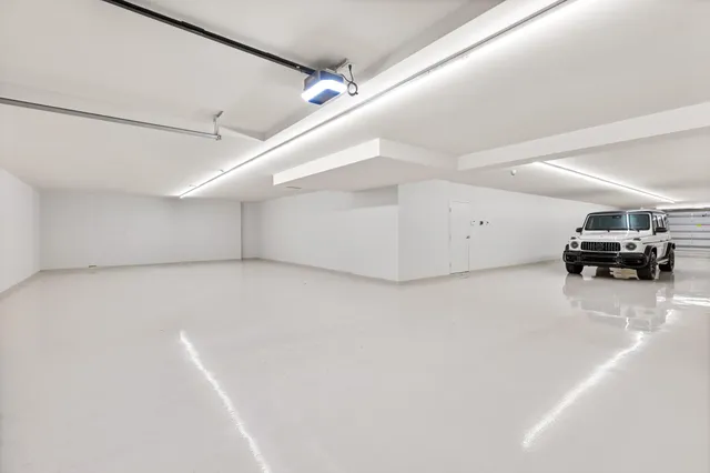 $64,500,000 | 1460 South Ocean Boulevard, Manalapan, FL 33462