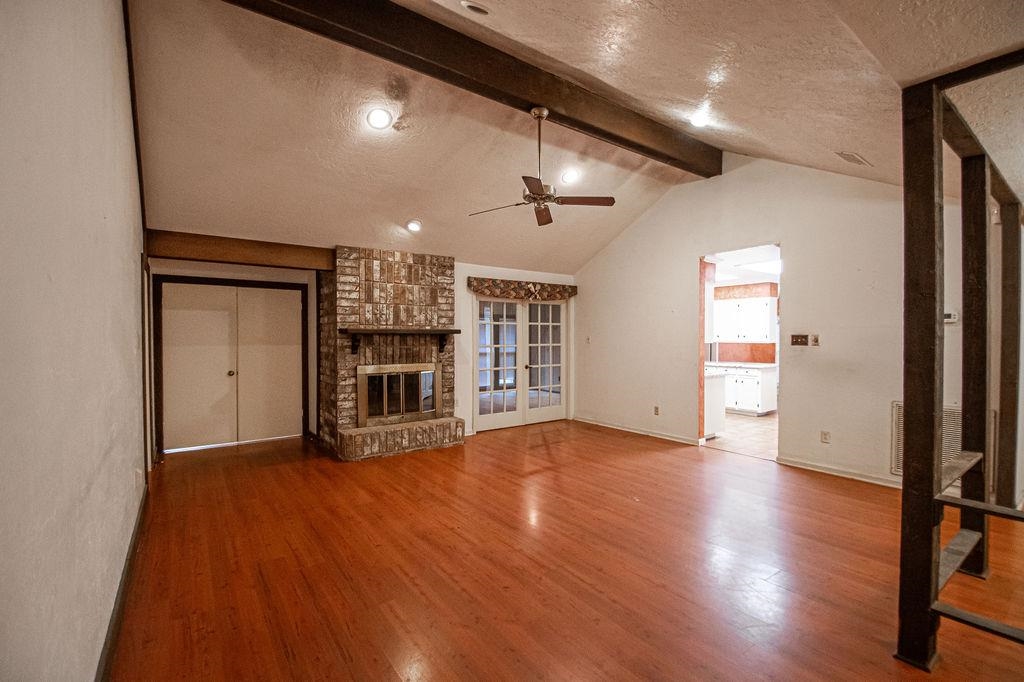 6235 Navajo Trail Beaumont, TX 77708 - Photo 2 of 32