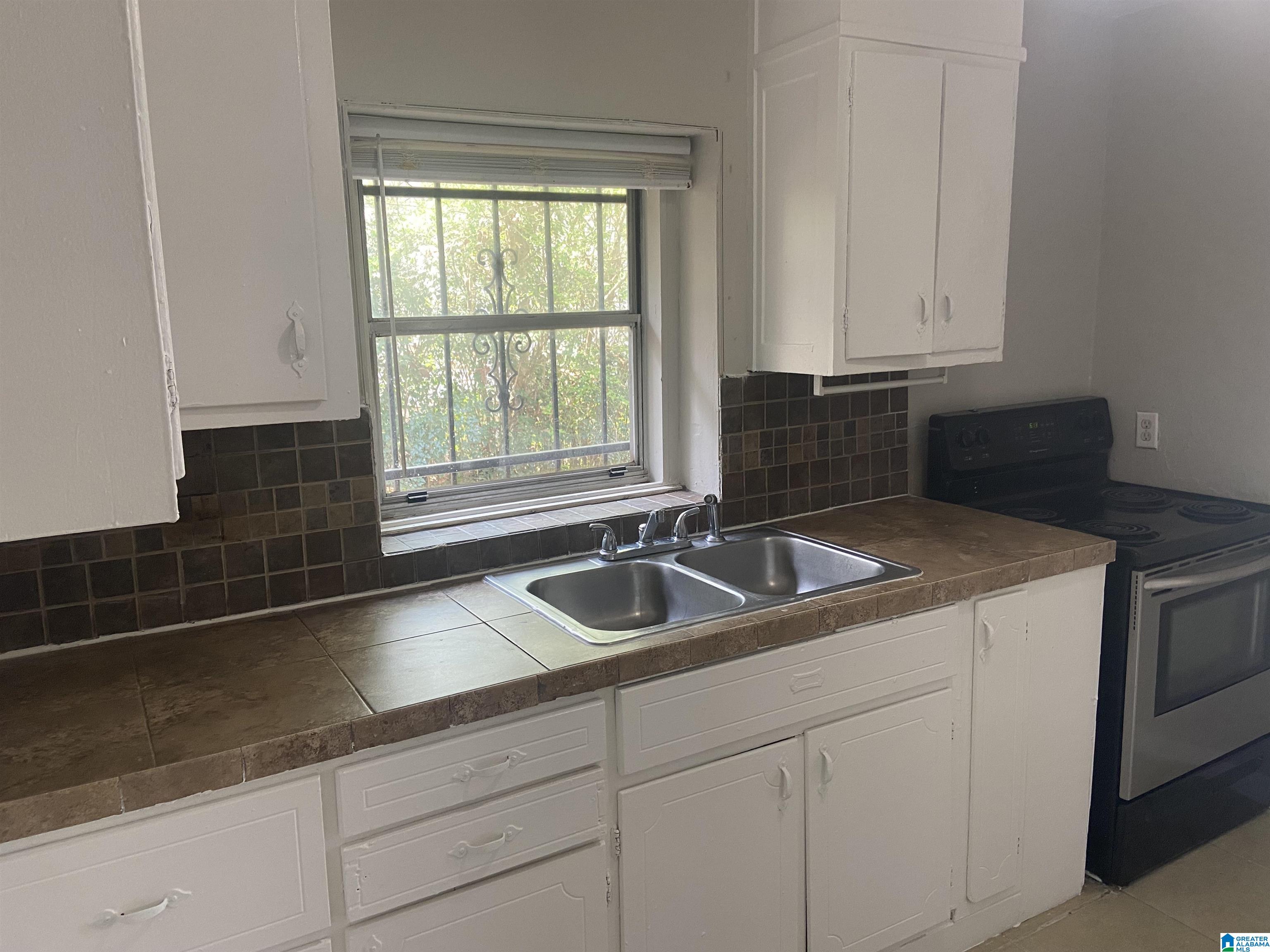 1621 30th Street Southwest Birmingham, AL 35208 - Photo 5 of 12