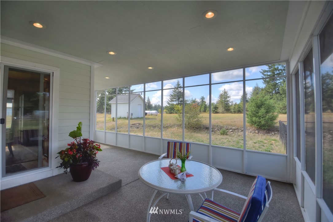 12431 Moes Road Southeast Rainier, WA 98576 - Photo 21 of 25 Gallery Image 21