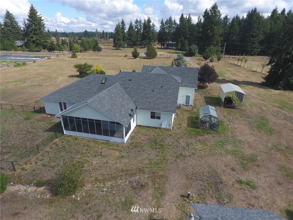 12431 Moes Road Southeast Rainier, WA 98576 - Photo 23 of 25 Gallery Image 23