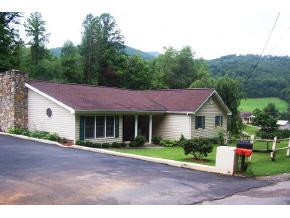 136 Morton Road, Unit 1 Hampton, TN 37658 - Photo 1 of 7 Photo 1