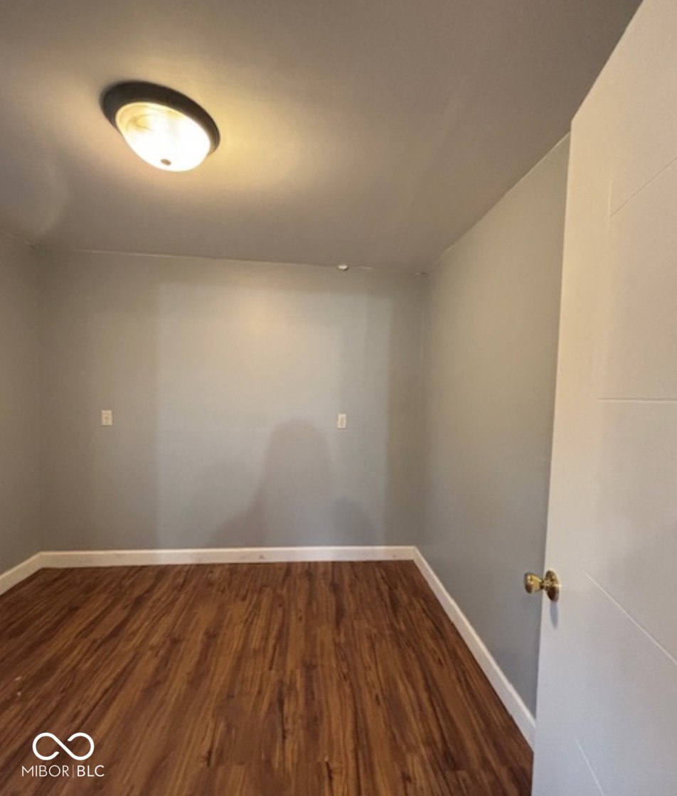 1425 West 9th Street Anderson, IN 46016 - Photo 32 of 35