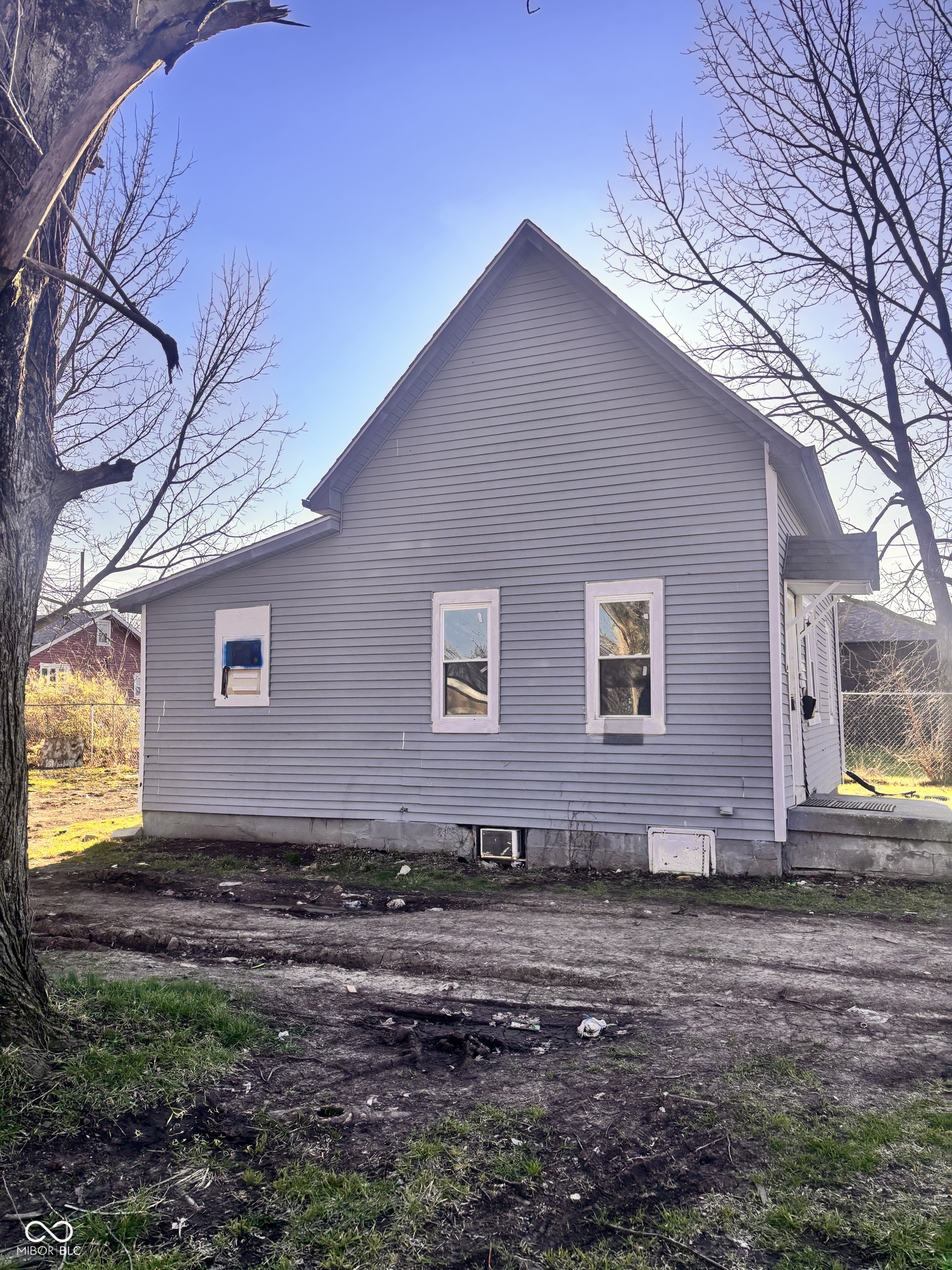 1425 West 9th Street Anderson, IN 46016 - Photo 5 of 35