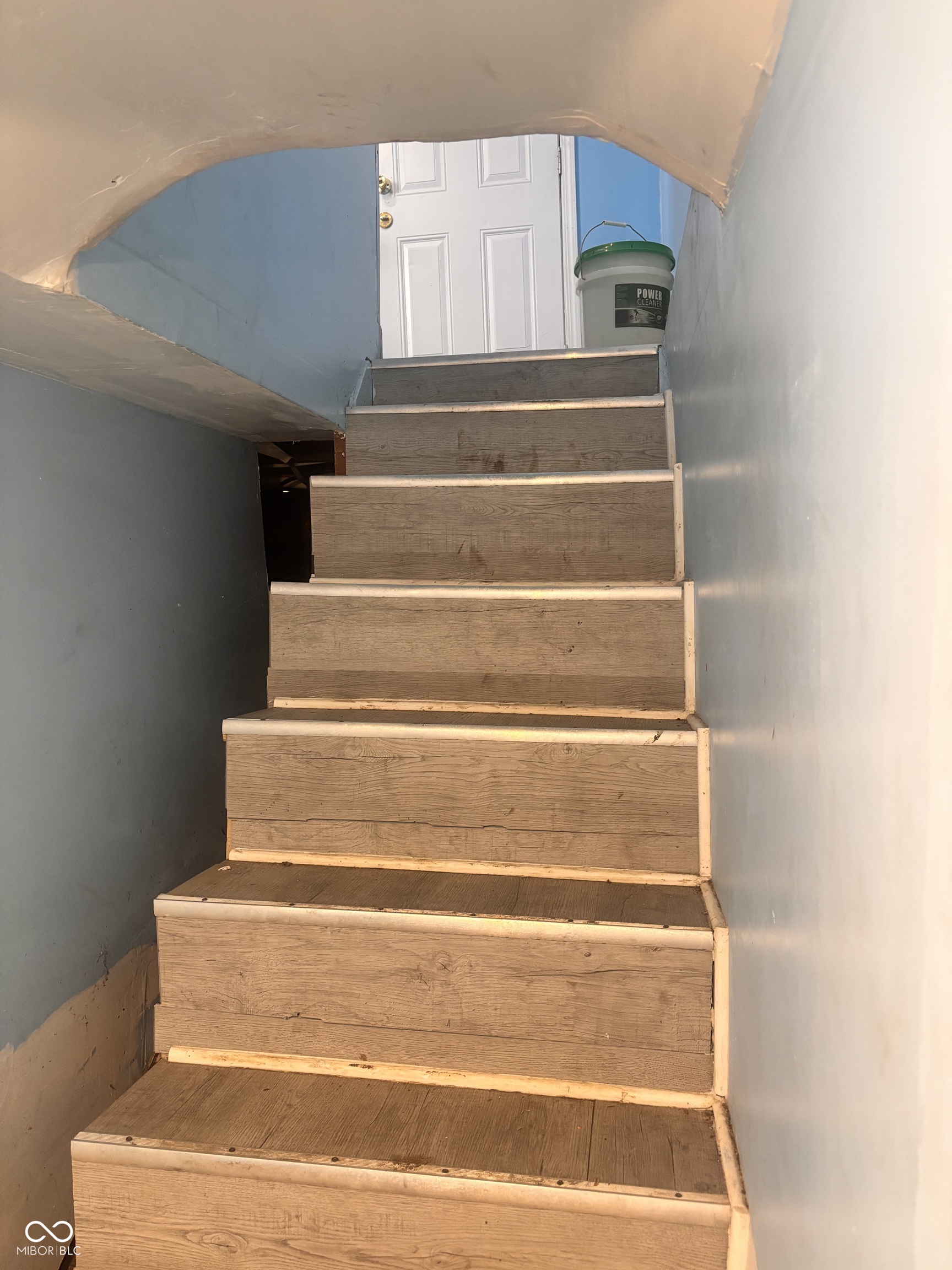 1425 West 9th Street Anderson, IN 46016 - Photo 6 of 35