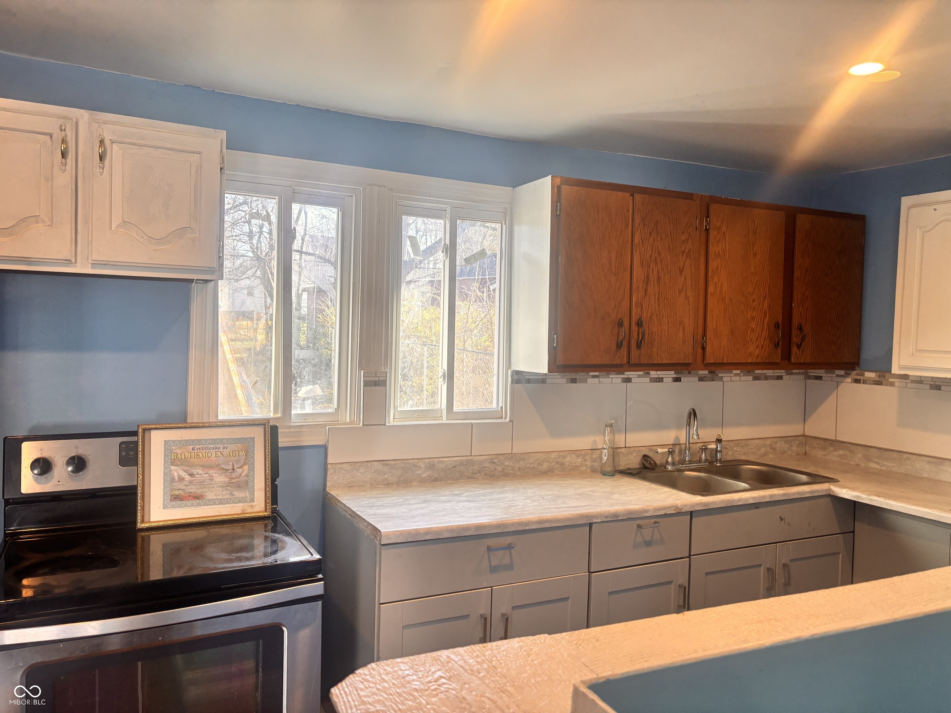 1425 West 9th Street Anderson, IN 46016 - Photo 9 of 35