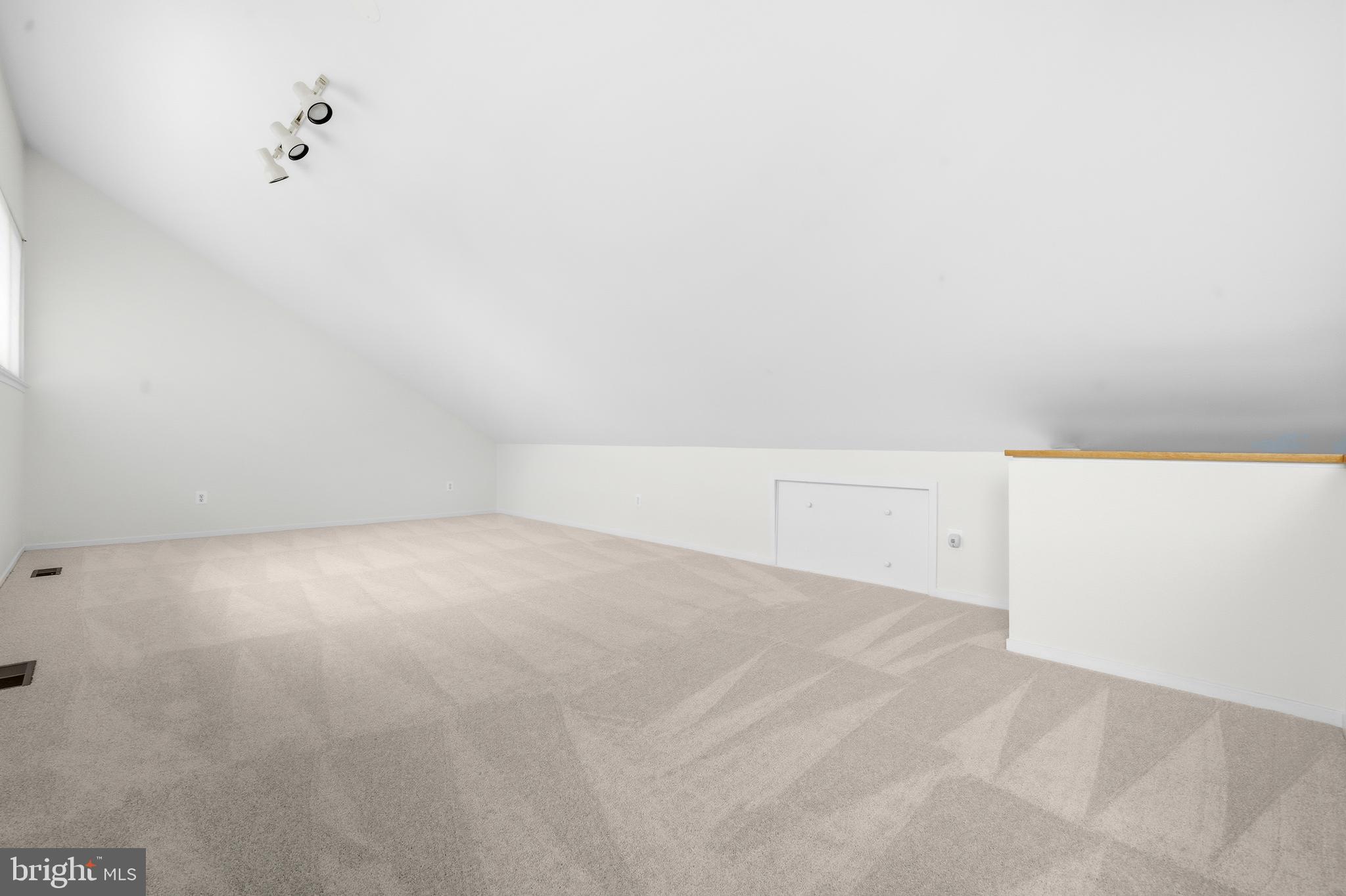 2105 South Bay Lane Reston, VA 20191 - Photo 49 of 71