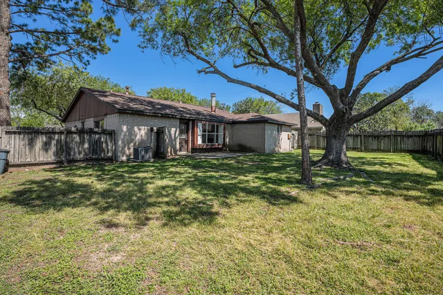 $280,000 | 454 Buoy Road, Houston, TX 77598
