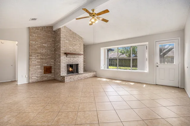 $280,000 | 454 Buoy Road, Houston, TX 77598