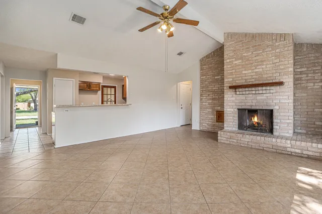 $280,000 | 454 Buoy Road, Houston, TX 77598