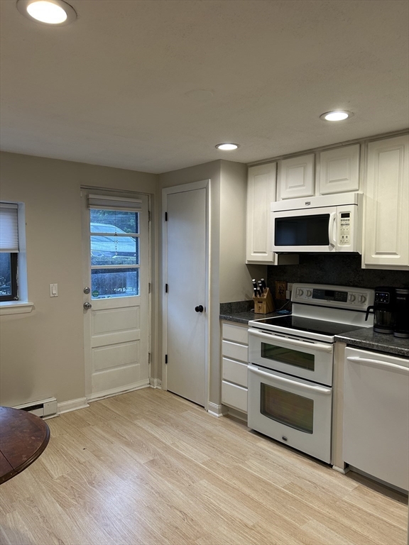 83 Nicholas Road, Unit D Framingham, MA 01701 - Photo 3 of 12