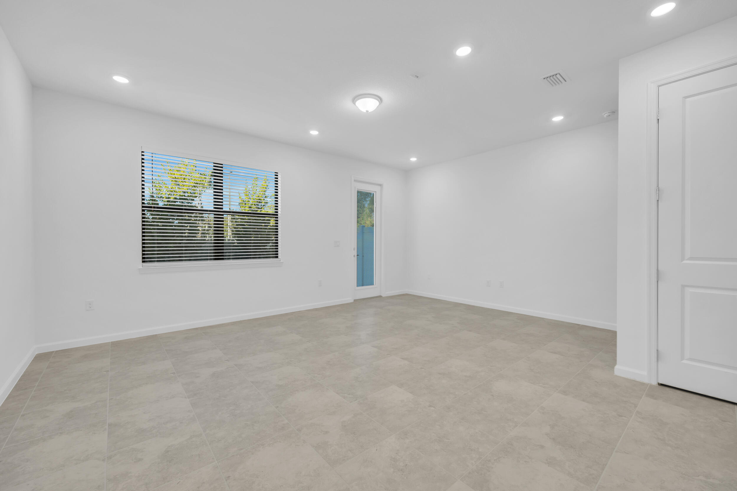 7582 Southwest Linus Lane Stuart, FL 34994 - Photo 14 of 37 10_8p3a0516